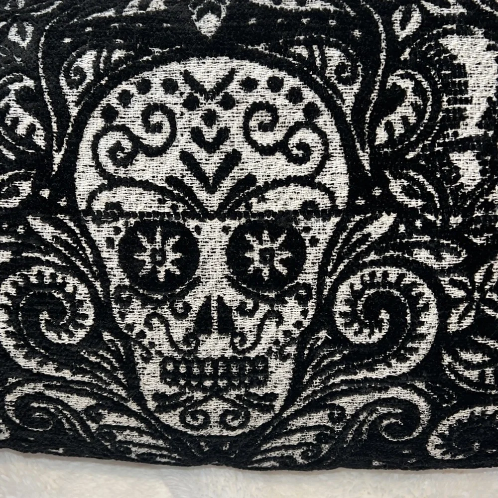 Novogratz New Gothic Glamour Skull Skeleton Chenille 14x24” Chenille Pillow NWT